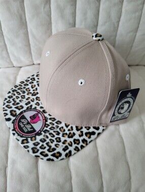 Beige Baseball Cap with Leopard Print Brim